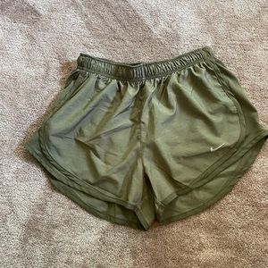 Nike tempo dry fit army green running shorts size medium